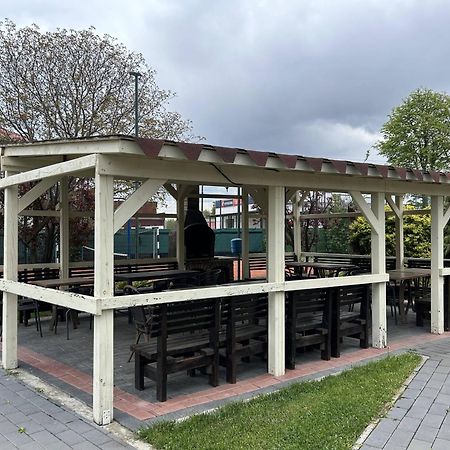 Hotel Intim Rădăuţi Eksteriør bilde